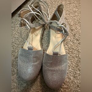 Stuart Weitzman “Metro” Jet Mirror Espadrille Wedges – Silver – Size 8